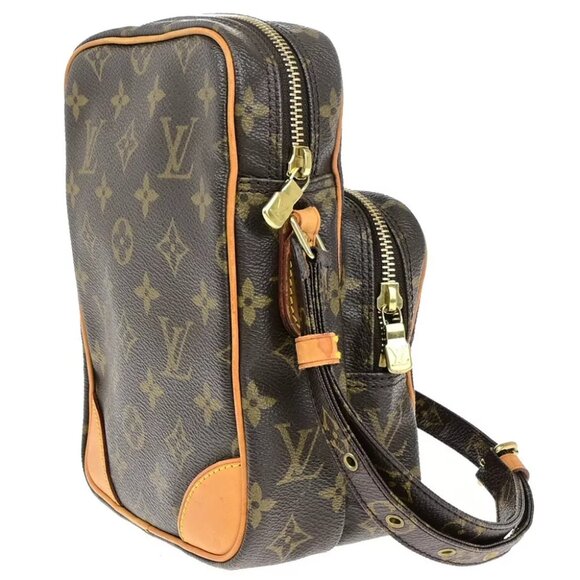 AUTHENTICITY GUARANTEED LOUIS VUITTON Amazon Crossbody Shoulder Bag Monogram - Picture 4 of 16